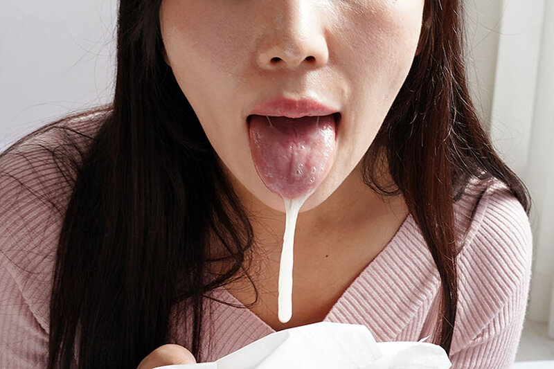 【衝撃5万DL突破】「旦那の目の前で妻が汚される！」マジックミラー早抜きチャレンジで仲良しママ友2人がノーハンドフェラ連発！逆ナンデカチンに連続生中出し【今週限定20%OFF】 - 画像5